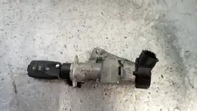 Peça sobressalente para automóvel em segunda mão comutador de ignição por skoda fabia (5j2 ) urban referências oem iam 6r0905851d