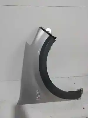 Peça sobressalente para automóvel em segunda mão guarda-lamas dianteiro direito por dacia sandero stepway referências oem iam 