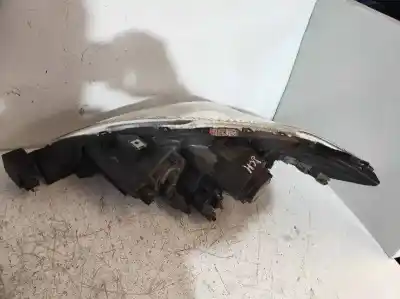 Second-hand car spare part right headlight for mazda 5 berl. (cr) 2.0 crtd active+ (105kw) oem iam references p7705r  