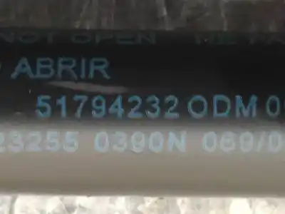 Second-hand car spare part tailgate gas strut for ford ka (ccu) titanium+ oem iam references 51794232  