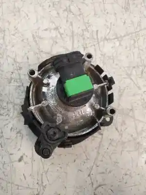 Автозапчасти б/у левая противотуманная фара за land rover range rover (lm) 3.6 td v8 ссылки oem iam 0305061011  