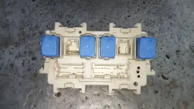 Peça sobressalente para automóvel em segunda mão caixa de fusíveis e relés por renault koleos expression referências oem iam   