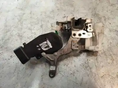 Peça sobressalente para automóvel em segunda mão motor de fechadura central dianteiro esquerdo por peugeot 107 urban referências oem iam 