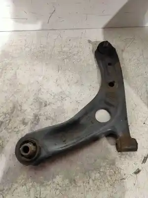 Peça sobressalente para automóvel em segunda mão braço de suspensão inferior esquerdo dianteiro por peugeot 107 urban referências oem iam 