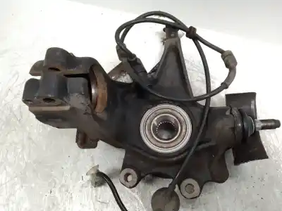 Pièce détachée automobile d'occasion moyeu de roue avant droite pour peugeot 406 berlina (s1/s2) sv références oem iam   