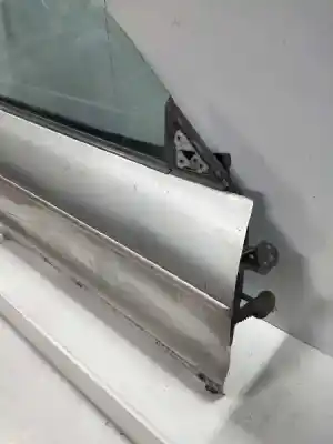 Peça sobressalente para automóvel em segunda mão porta dianteira direita por ford probe * referências oem iam   