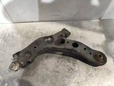 Pezzo di ricambio per auto di seconda mano braccio sospensione inferiore anteriore destro per toyota rav 4 (a3) executive riferimenti oem iam 