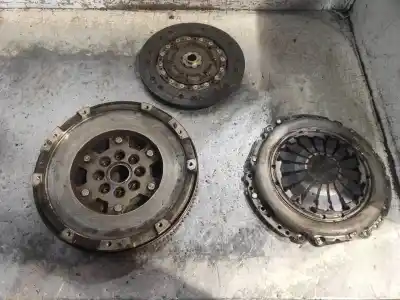 Second-hand car spare part clutch kit for opel corsa d color edition oem iam references 55564199