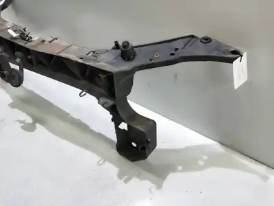 Second-hand car spare part front panel for renault clio iii authentique oem iam references   