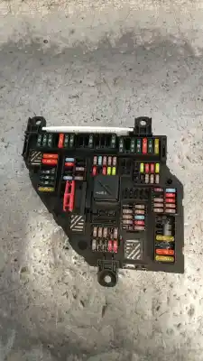 Second-hand car spare part fuse box unit for bmw serie 5 lim. (f10) 535d xdrive oem iam references 925281301