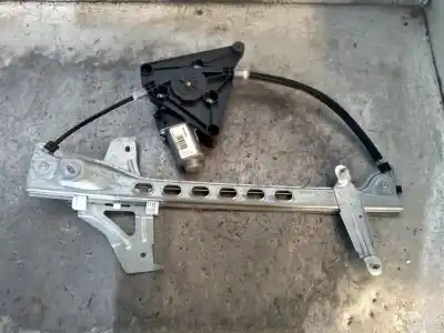 Pièce détachée automobile d'occasion léve glace avant droit pour citroen c1 urban ride références oem iam 698100h031 430100f0 402662a