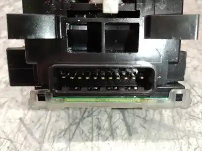 Second-hand car spare part headlights switch for smart forfour (454) 1.5 cdi (454.001) oem iam references 17e018  