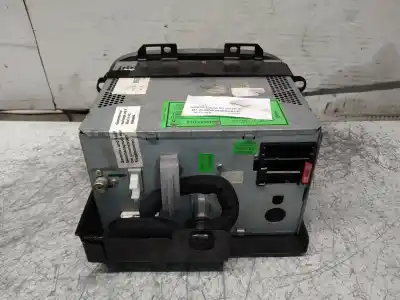 Pezzo di ricambio per auto di seconda mano impianto audio / radio cd per lancia lybra berlina 1.9 jtd cat riferimenti oem iam 810200001  