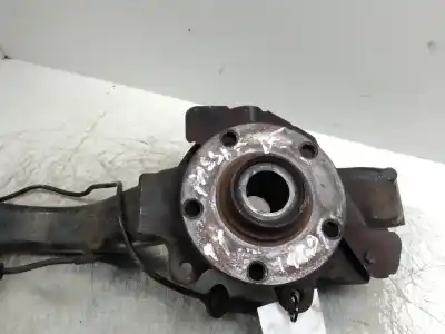 Pezzo di ricambio per auto di seconda mano attacco anteriore destro per volkswagen passat variant (3b5) comfortline riferimenti oem iam 