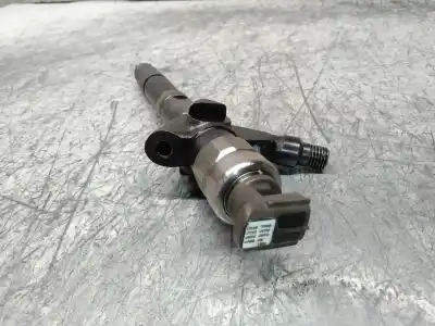 Second-hand car spare part injector for nissan navara pick-up (d40m) double cab xe 4x4 oem iam references 16600ec00a  10h00388