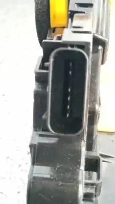 Second-hand car spare part front left central locking system for kia cee´d x-tech oem iam references 81310a2400  