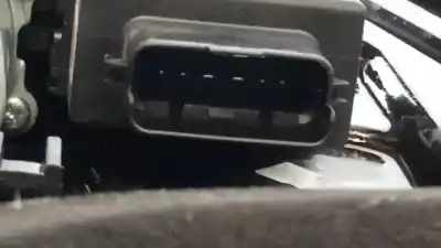 Second-hand car spare part passenger side right window regulator for kia cee´d x-tech oem iam references 82460a2010  82480a2311