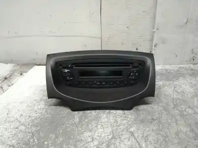 Pezzo di ricambio per auto di seconda mano IMPIANTO AUDIO / RADIO CD per FORD KA (CCU)  Riferimenti OEM IAM 7356007820  