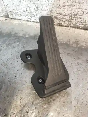 Second-hand car spare part accelerator pedal for mazda 3 lim. () style oem iam references 6pv31204121
