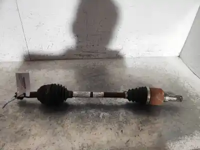 Second-hand car spare part front left transmission for renault clio iii authentique oem iam references 8201055669