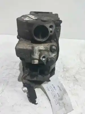Pezzo di ricambio per auto di seconda mano compressore aria condizionata per audi a6 berlina (4b2) 2.5 tdi riferimenti oem iam 4472208812