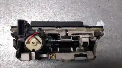 Peça sobressalente para automóvel em segunda mão display gps / multimídia por audi a3 (8v) 1.6 tdi referências oem iam 8v0857273m 8v0857974e 8v0919603c