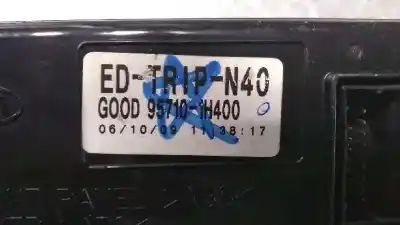 Second-hand car spare part multifunction display for kia cee´d 1.6 crdi cat oem iam references 957101h400  edtripn40