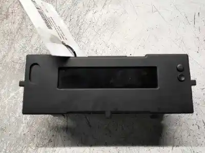 Second-hand car spare part multifunction display for renault clio iii dynamique oem iam references 8200755144