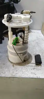 Peça sobressalente para automóvel em segunda mão BOMBA DE COMBUSTIVEL por RENAULT CLIO III  Referências OEM IAM 8200727740  0974685990201