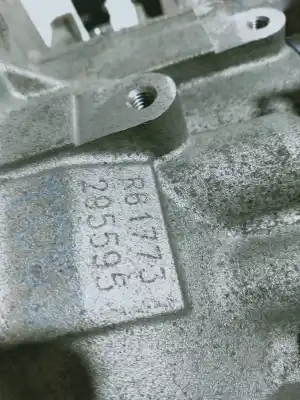 Second-hand car spare part gearbox for kia cee´d active oem iam references r61773  295595