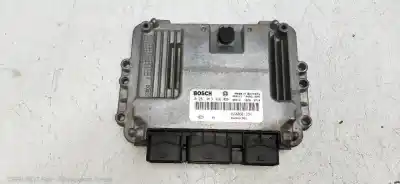 Piesă de schimb auto la mâna a doua UNITATE DE CONTROL MOTOR ECU pentru RENAULT MEGANE II BERLINA 3P  Referințe OEM IAM 0281013366 8200631560 8200601334