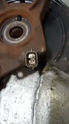 Second-hand car spare part front right knuckle for dacia duster ii comfort oem iam references   