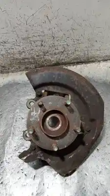 Pezzo di ricambio per auto di seconda mano attacco anteriore destro per mazda 3 lim. (bl) 2.2 turbodiesel cat riferimenti oem iam 