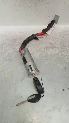 Pièce détachée automobile d'occasion commutateur d'allumage pour peugeot 806 srdt références oem iam 