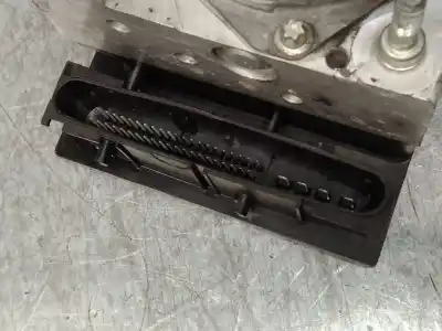 Pezzo di ricambio per auto di seconda mano abs per kia cee´d active riferimenti oem iam 0265235330 0265950694 589201h600