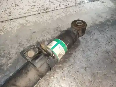 Second-hand car spare part front right shock absorber for lexus is200 (ds2/is2) 220d oem iam references 4851053161  