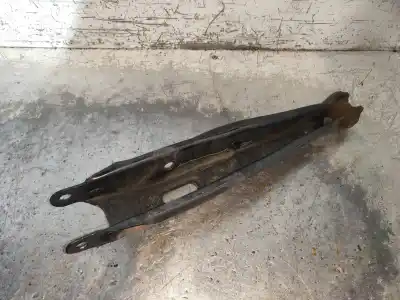 Pezzo di ricambio per auto di seconda mano braccio di sospensione inferiore posteriore sinistro per lexus is200 (ds2/is2) 220d riferimenti oem iam   