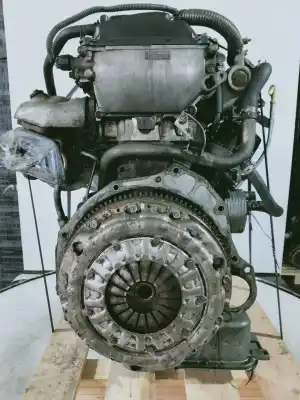 Pièce détachée automobile d'occasion moteur complet pour renault maxity fg 130.35/45 références oem iam yd25 denso 820324a
