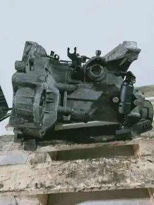 Pezzo di ricambio per auto di seconda mano riduttore per audi a3 (8l) 1.6 ambiente riferimenti oem iam duu  09060 14 3