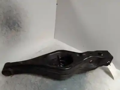 Pezzo di ricambio per auto di seconda mano braccio sospensione posteriore inferiore destro per mitsubishi montero (v80/v90) 3.2 di-d intense riferimenti oem iam   