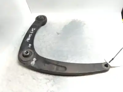 Recambio de automóvil de segunda mano de brazo suspension inferior delantero derecho para peugeot 307 (s1) xs referencias oem iam   