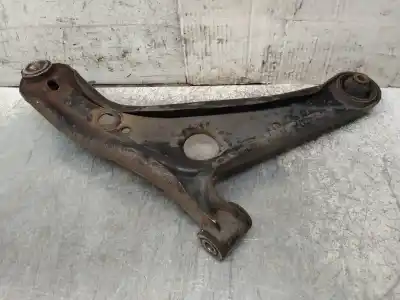Peça sobressalente para automóvel em segunda mão braço de suspensão inferior esquerdo dianteiro por toyota yaris (ncp1/nlp1/scp1) 1.4 d-4d linea luna referências oem iam   