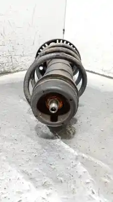 Автозапчастина б/у передній правий амортизатор для audi a1 (8x) attraction посилання на oem iam 6r0413031k   Автозапчастина б/у передній правий амортизатор для audi a1 (8x) attraction посилання на oem iam 6r0413031k