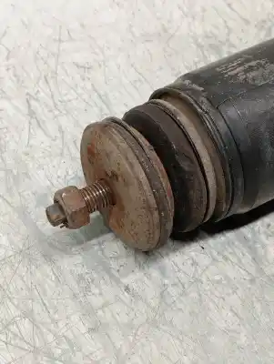 Peça sobressalente para automóvel em segunda mão amortecedor dianteiro esquerdo por renault maxity 2.9 diesel referências oem iam 56100mb20a  