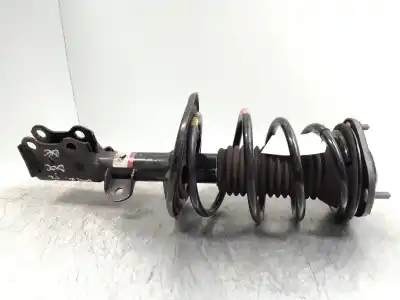 Pezzo di ricambio per auto di seconda mano Ammortizzatore Anteriore Destro per TOYOTA AVENSIS CROSS SPORT (T27) Advance Riferimenti OEM IAM 4851005333  