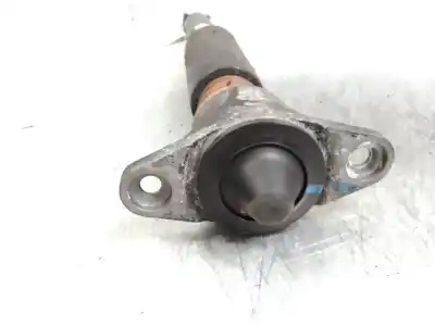 Second-hand car spare part rear shock absorber for kia cee´d drive oem iam references 55300a2010  