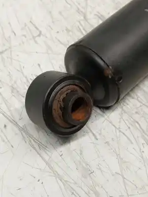 Second-hand car spare part rear left shock absorber for renault maxity 2.9 diesel oem iam references   