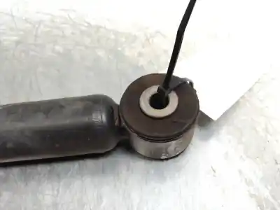 Peça sobressalente para automóvel em segunda mão amortecedor traseiro por renault twingo authentique referências oem iam   