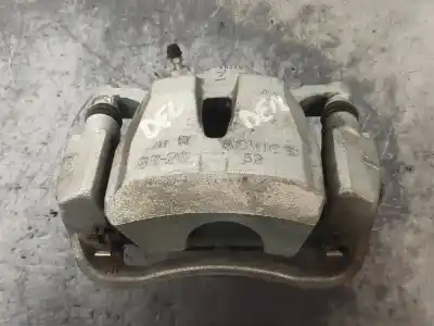 Peça sobressalente para automóvel em segunda mão pinça de travão dianteira direita por toyota auris hybrid business referências oem iam 