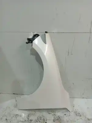 Pezzo di ricambio per auto di seconda mano parafango anteriore sinistro per mazda 3 berlina (bp) evolution riferimenti oem iam 